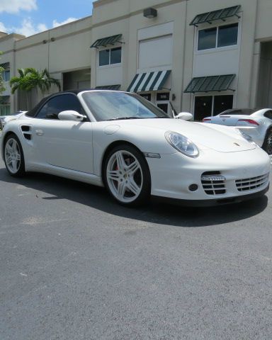 2009 Porsche 911 4dr 2.5L Turbo W/sunroof/3rd Row AWD SUV
