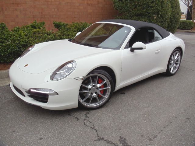 2012 Porsche 911 Laramie SLT Quad Cab