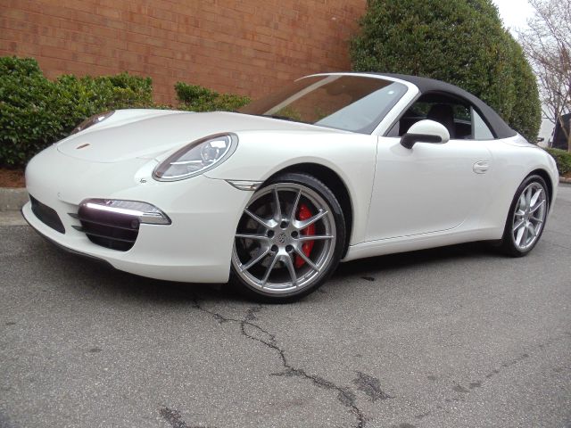 2012 Porsche 911 Laramie SLT Quad Cab