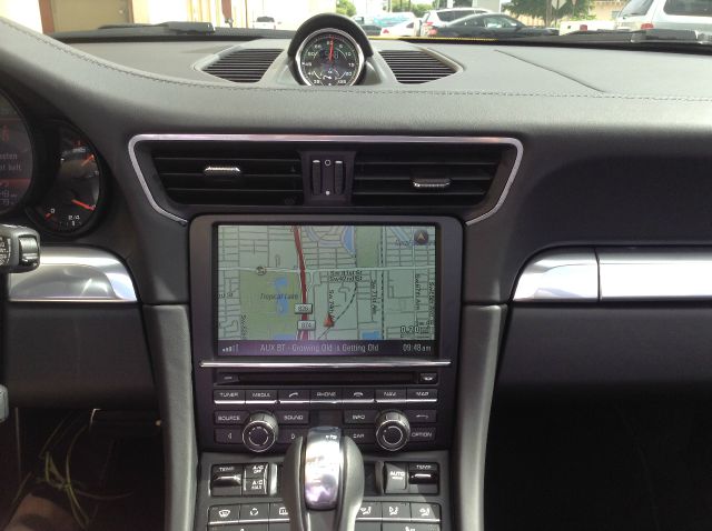 2013 Porsche 911 Laramie SLT Quad Cab