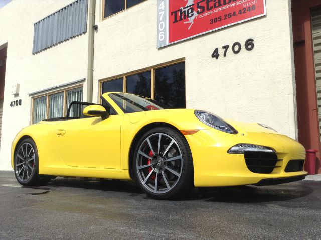 2013 Porsche 911 Laramie SLT Quad Cab