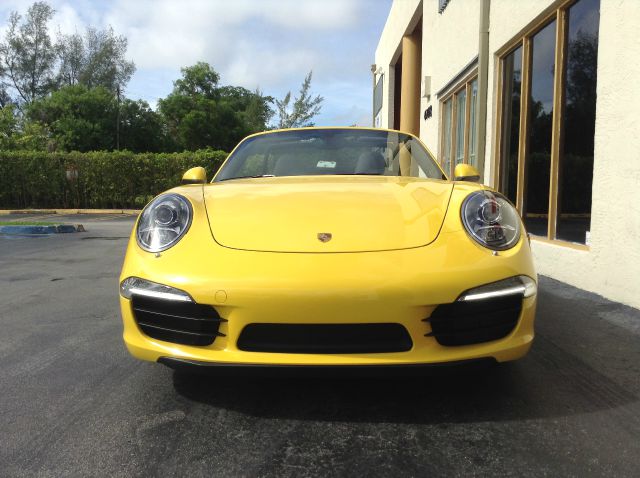 2013 Porsche 911 Laramie SLT Quad Cab