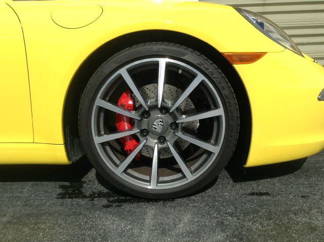 2013 Porsche 911 Laramie SLT Quad Cab