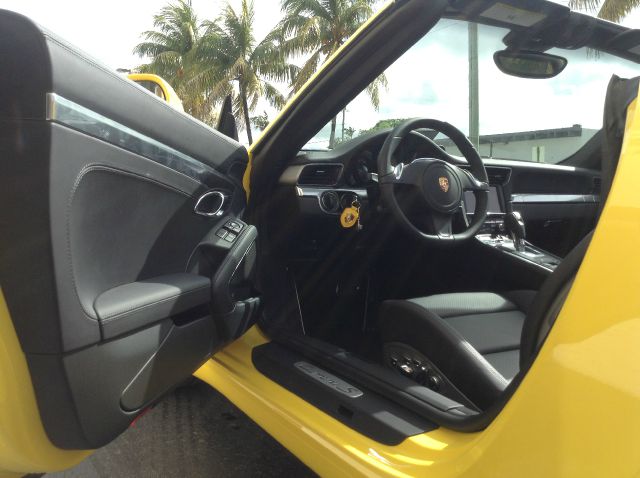 2013 Porsche 911 Laramie SLT Quad Cab