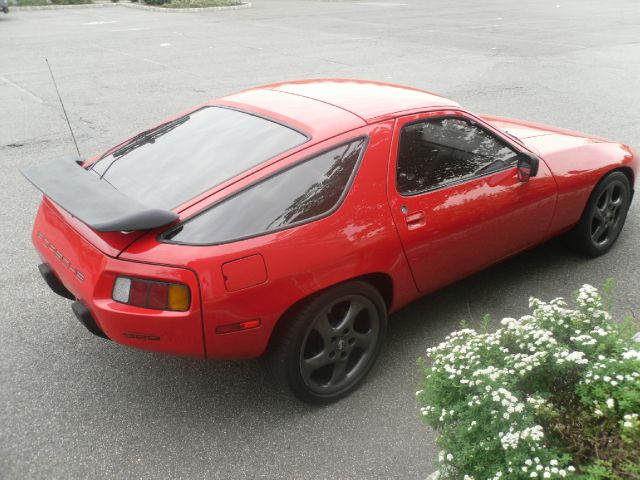 1979 Porsche 928 Unknown