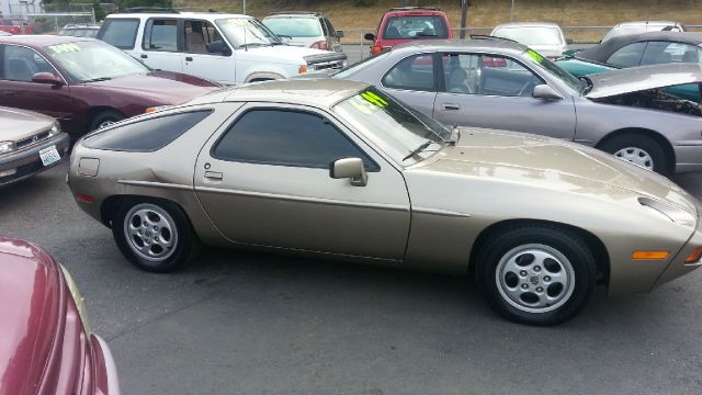 1980 Porsche 928 Unknown