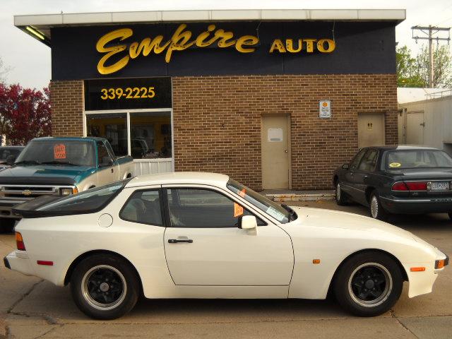 1983 Porsche 944 GT Premium