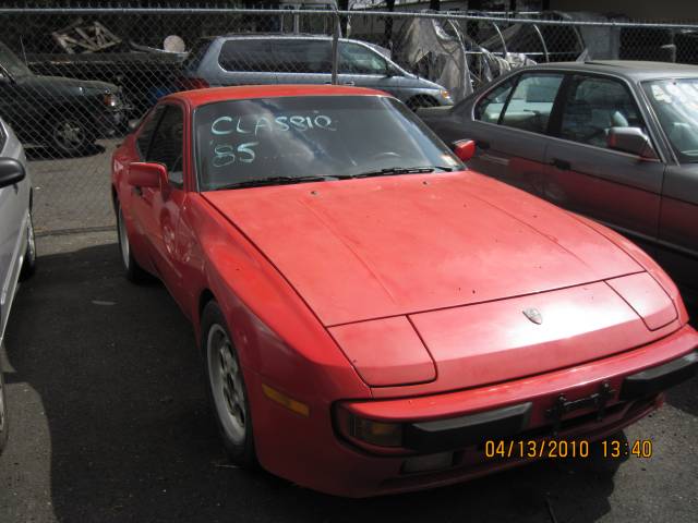 1985 Porsche 944 Base