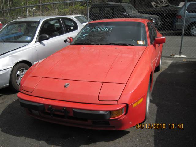1985 Porsche 944 Base
