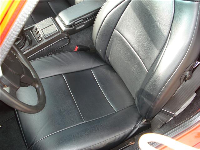 1985 Porsche 944 Unknown