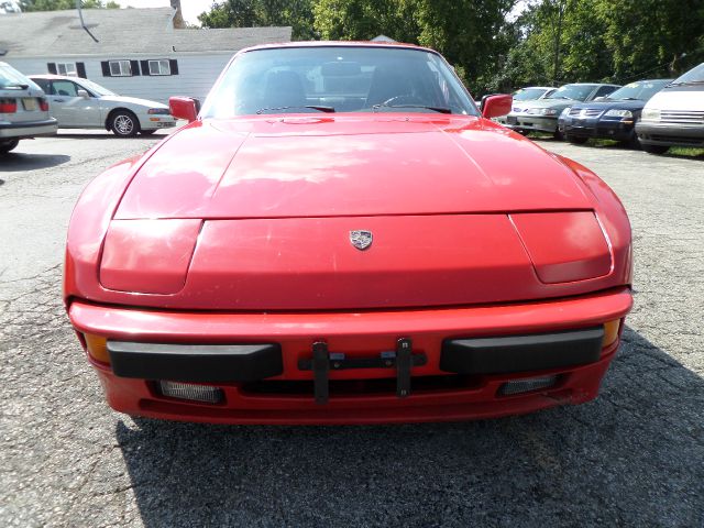 1986 Porsche 944 Unknown