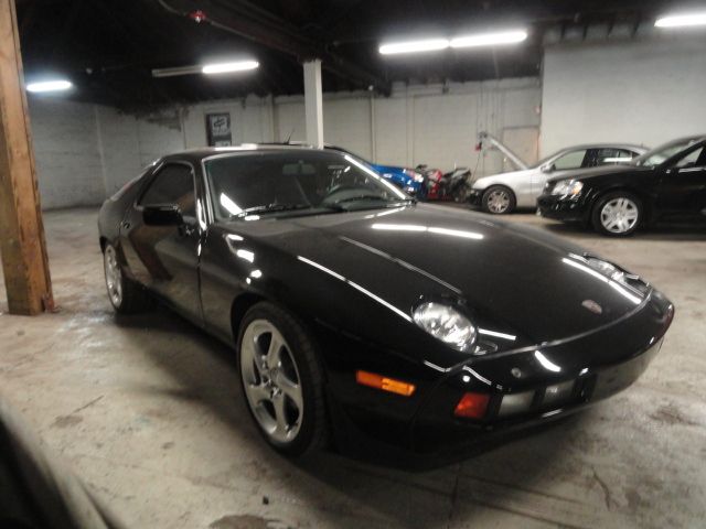 1986 Porsche 944 Series 4