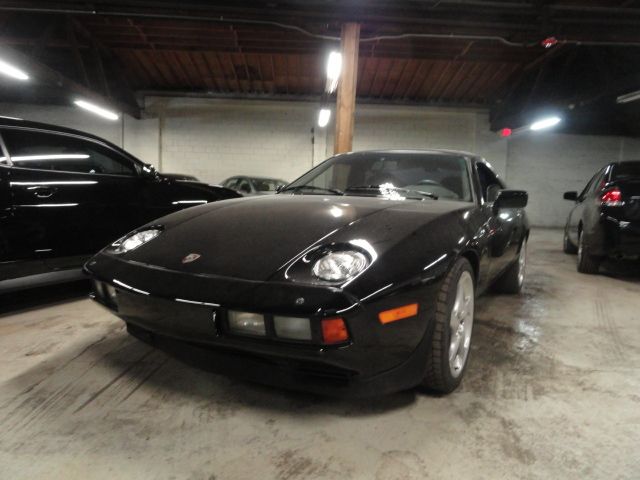 1986 Porsche 944 Series 4