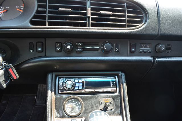 1987 Porsche 944 Series 4