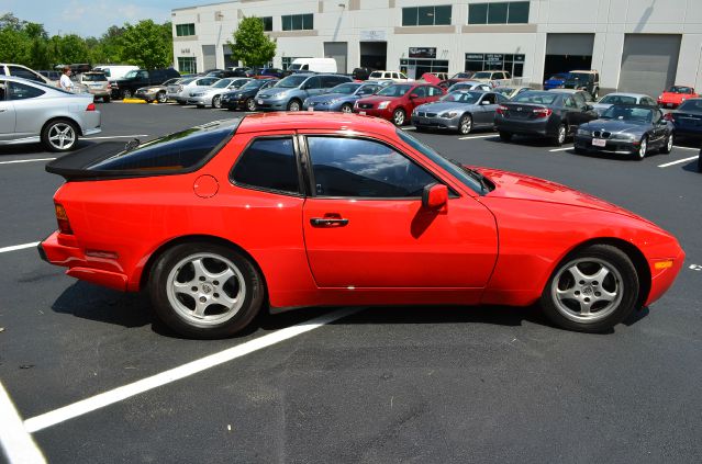 1987 Porsche 944 Series 4