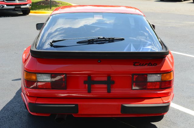1987 Porsche 944 Series 4