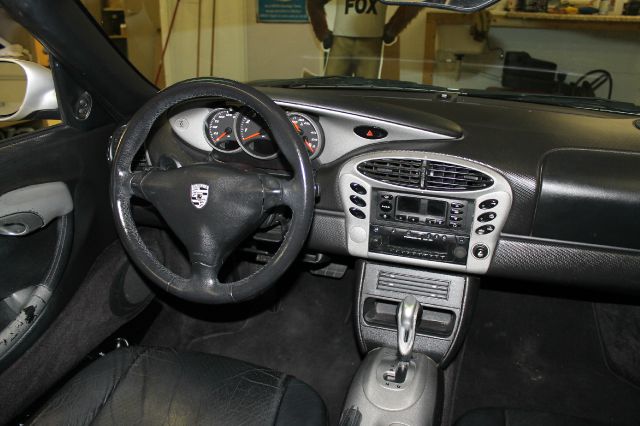 2000 Porsche Boxster Base