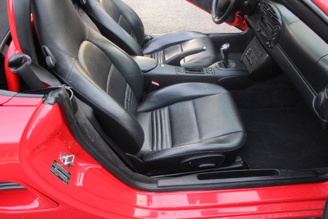 2001 Porsche Boxster Base