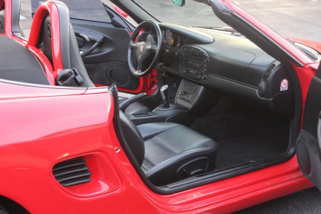 2001 Porsche Boxster Base