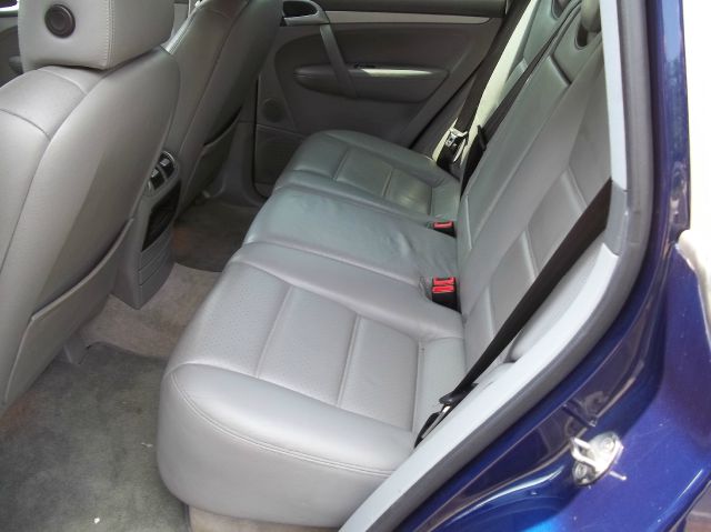 2004 Porsche Cayenne XR