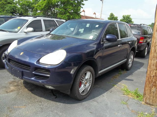 2004 Porsche Cayenne XR