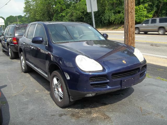 2004 Porsche Cayenne XR