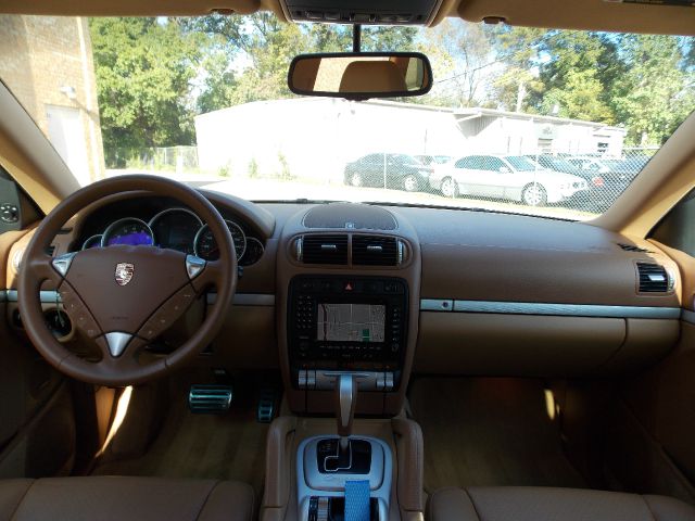 2004 Porsche Cayenne XR