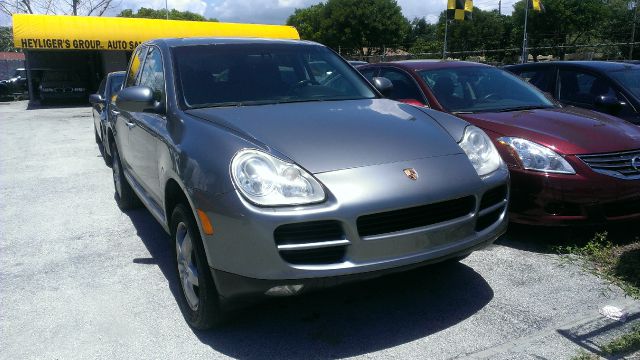 2004 Porsche Cayenne XR