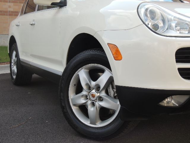 2004 Porsche Cayenne XR