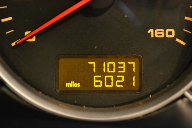 2004 Porsche Cayenne XR