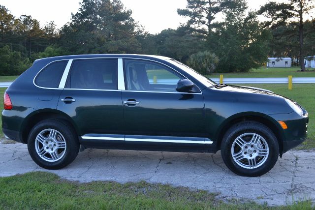 2004 Porsche Cayenne XR
