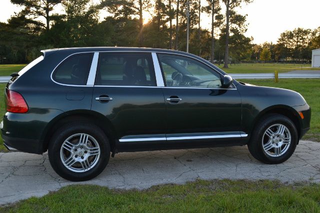 2004 Porsche Cayenne XR