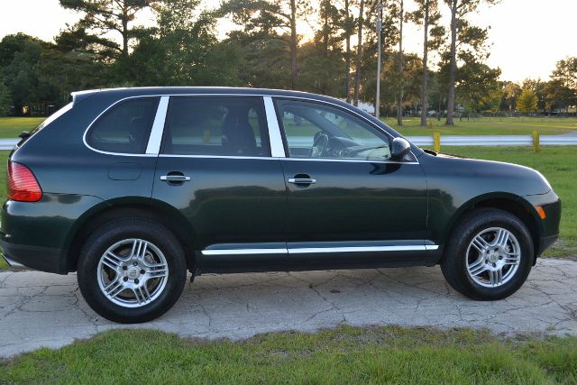 2004 Porsche Cayenne XR