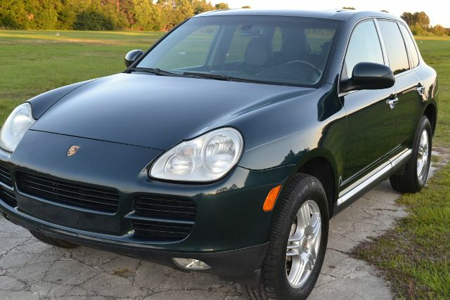 2004 Porsche Cayenne XR