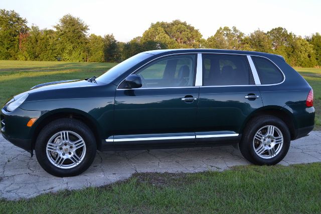 2004 Porsche Cayenne XR