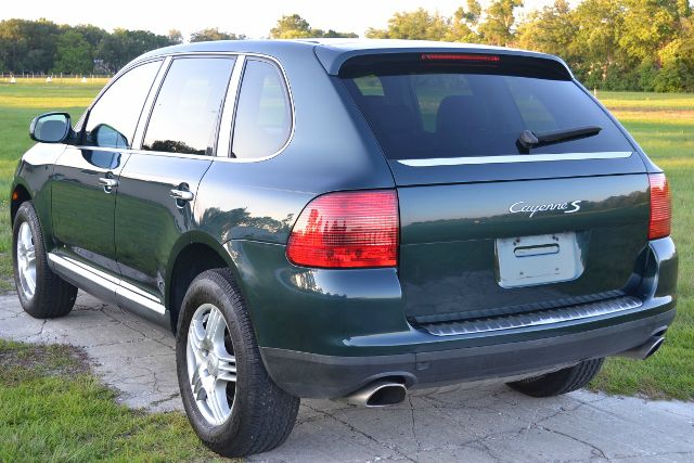 2004 Porsche Cayenne XR