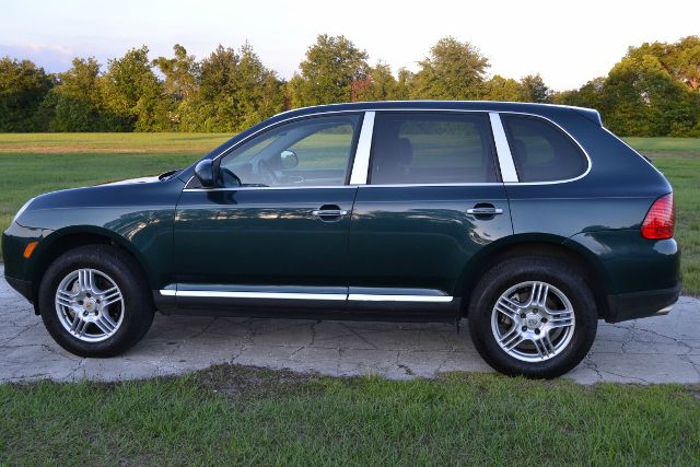2004 Porsche Cayenne XR