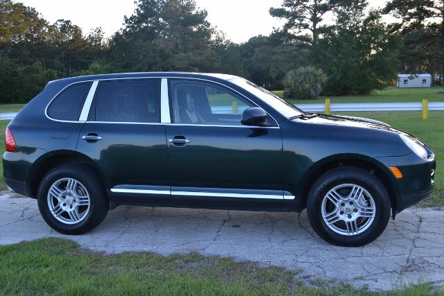 2004 Porsche Cayenne XR