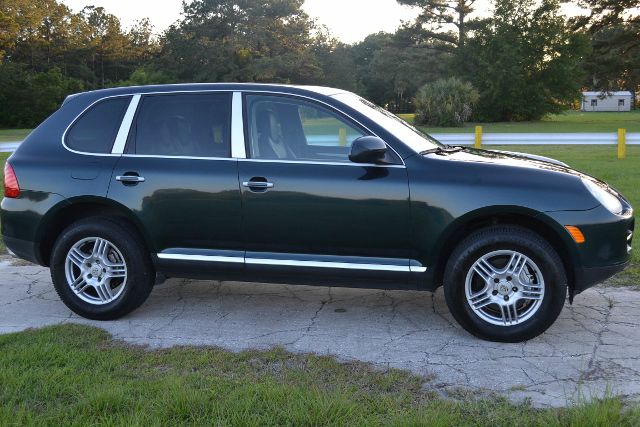 2004 Porsche Cayenne XR