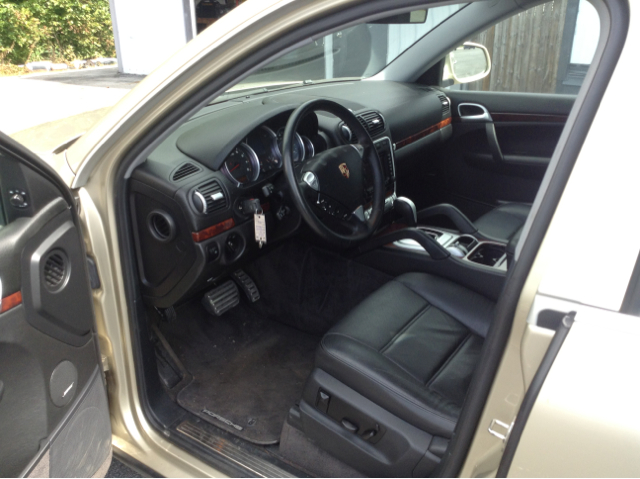 2004 Porsche Cayenne XR