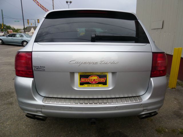 2004 Porsche Cayenne Unknown