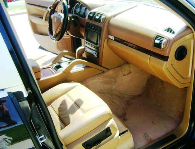 2004 Porsche Cayenne XR