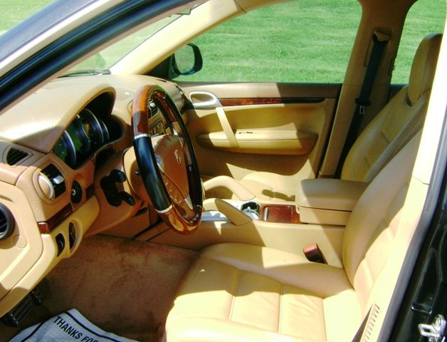 2004 Porsche Cayenne XR