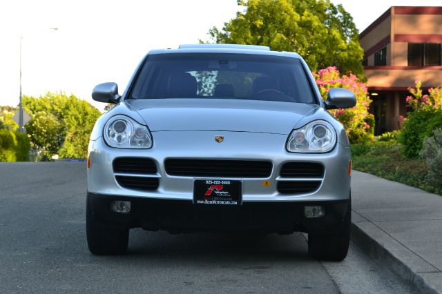 2004 Porsche Cayenne XR