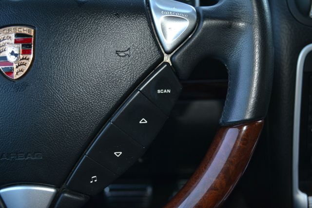 2004 Porsche Cayenne XR