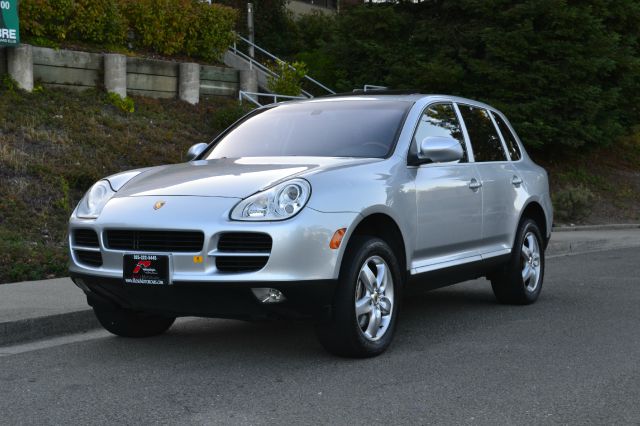 2004 Porsche Cayenne XR