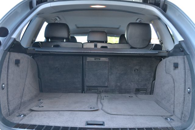 2004 Porsche Cayenne XR