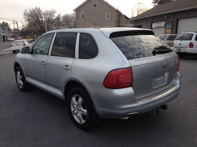 2005 Porsche Cayenne XR