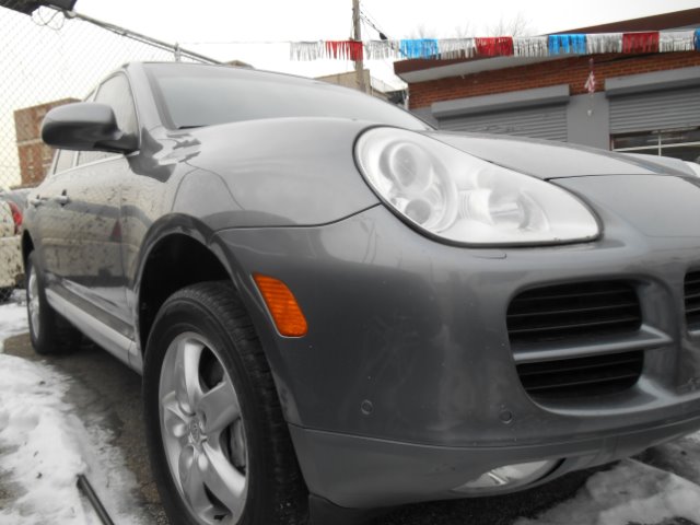 2005 Porsche Cayenne XR