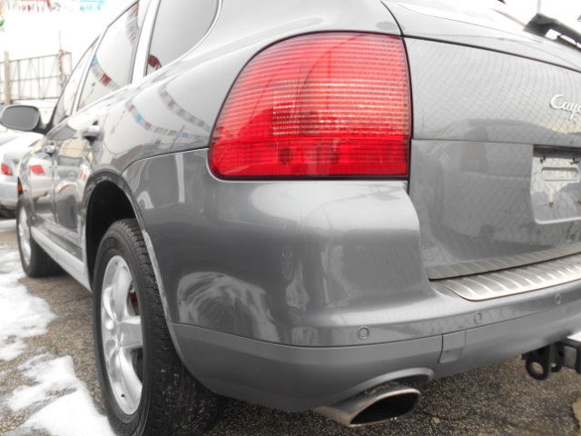 2005 Porsche Cayenne XR